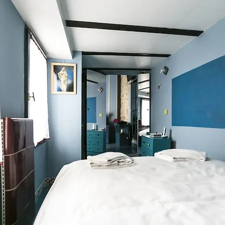 Apartment Halldis - Marais Haut