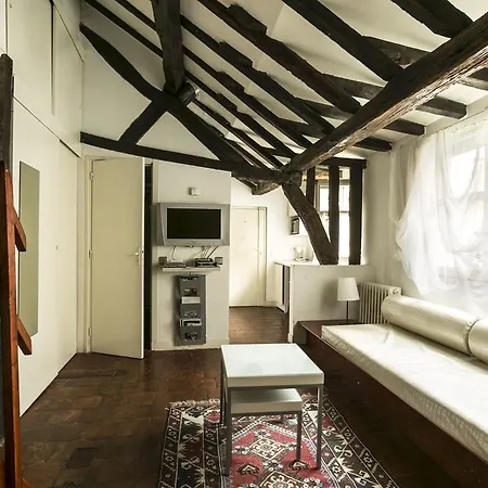 Apartment Halldis - Marais Haut
